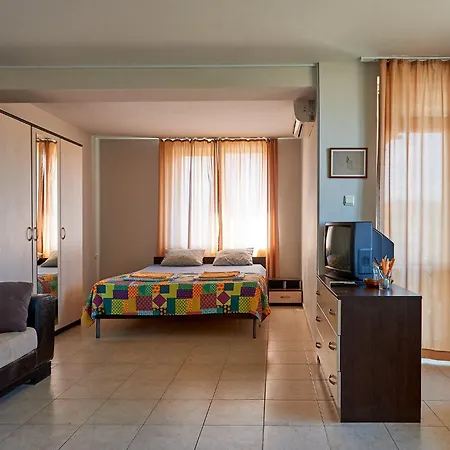Hotel Dima 2*